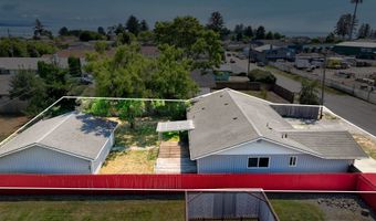388 TANBARK Rd, Brookings, OR 97415