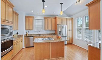 20400 CHARTER OAK Dr, Ashburn, VA 20147