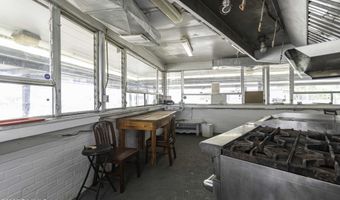 901 Charity St, Abbeville, LA 70510