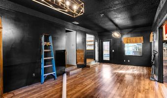 1829 W Lake Shore Dr, Alvarado, TX 76009