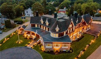 32 Lorraine St, Barrington, RI 02806
