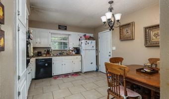 417 Rolling Hills Dr, Aledo, TX 76008