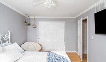 27 Galloping Brook Rd, Allentown, NJ 08501