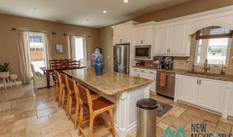 1709 W Riverside Dr, Carlsbad, NM 88220