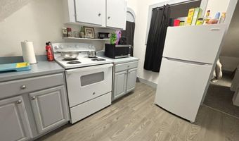 20 Temple St, Auburn, ME 04210