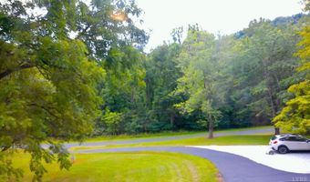 292 Briarwood Dr, Amherst, VA 24521