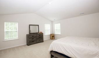 1179 Misty Creek Dr, Aberdeen, NC 28315