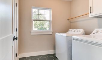 1127 S 19th St, Chickasha, OK 73018