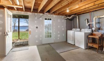 55 Wonderview Cir, Belfast, ME 04915