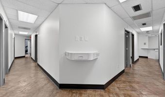 220 N WESTMONTE Dr A, Altamonte Springs, FL 32714