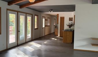 1312 Sunnyside Ln, Atlantic, IA 50022