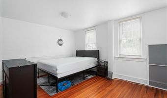 16 School St, North Smithfield, RI 02896
