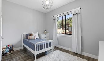 25812 Willow Ln, Escondido, CA 92026