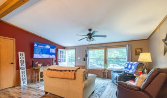 71 Kyle Ln, Auburn, ME 04210