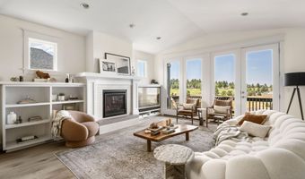 2608 NW Compass Corner Loop, Bend, OR 97703