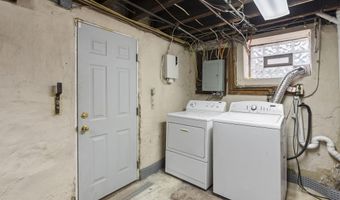 475 PENSDALE St, Philadelphia, PA 19128