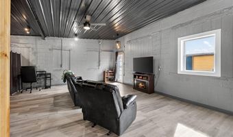 405 N Virginia Ave, Adrian, MO 64720