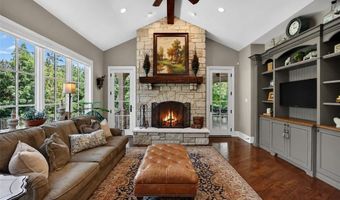 262 Dietrich Rd, Ballwin, MO 63021