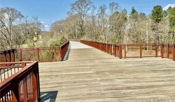 1451 E Broad St, Athens, GA 30601
