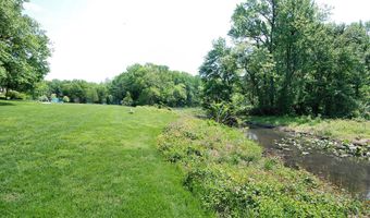 6631 WAKEFIELD Dr 319, Alexandria, VA 22307