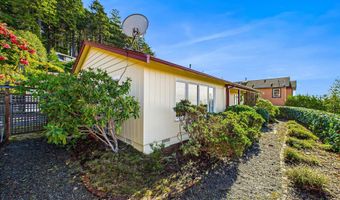 1184 Bayview St, Arcata, CA 95521