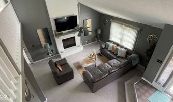 7508 Farm View Cir W, Indianapolis, IN 46256
