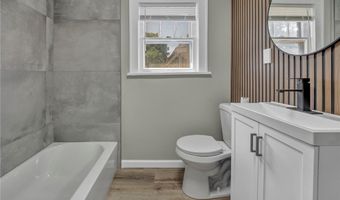 881 Valdes Ave, Akron, OH 44320
