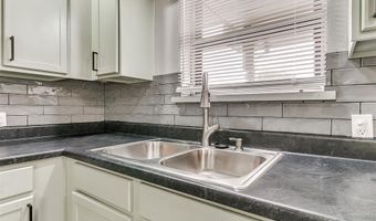3705 N Donna Ave, Bethany, OK 73008