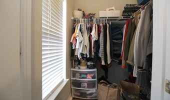 21790 JARVIS Sq, Ashburn, VA 20147