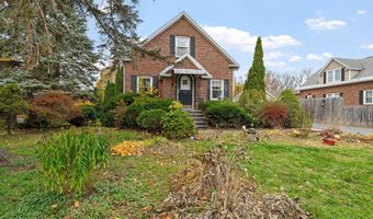 42 Collins Pl, Albany, NY 12208