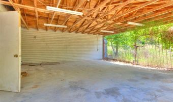 1928 W Idaho St, Chickasha, OK 73018