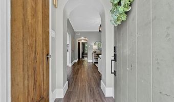 8025 McGee St, Affton, MO 63123