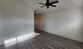 211 S 13th St 6, Las Vegas, NV 89101