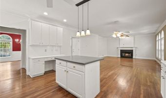 10950 Kimball Crest Dr, Alpharetta, GA 30022