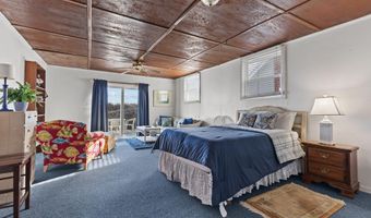 202 Glenn St, Atlantic Beach, NC 28512