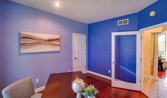 105 Lake Dr, Alton, IL 62002