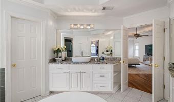 765 Falls Landing Ct, Alpharetta, GA 30022