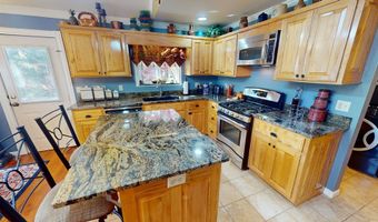 52 Bear Track Rd, Andrews, NC 28901