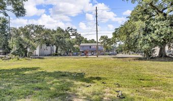 1126 Judge Sekul Ave, Biloxi, MS 39530