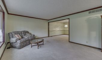 1640 Ridge Hill Ln, Indianapolis, IN 46217