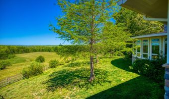 1043 Range Cemetery Rd, Allardt, TN 38504