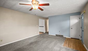 1045 Columbus Cir N, Ashland, OH 44805
