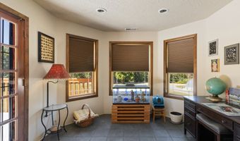 913 STARVEOUT CREEK Rd, Azalea, OR 97410