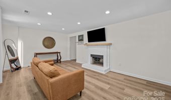 1511 Lisbon Ln, Charlotte, NC 28269