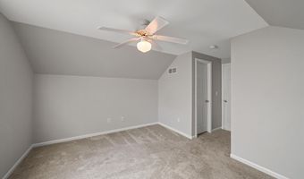 3077 Turnberry Ln, Ann Arbor, MI 48108