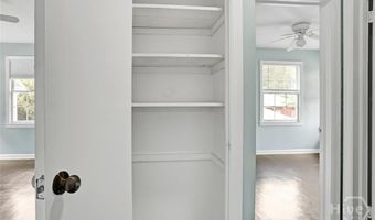 1410 E 51st St, Savannah, GA 31404