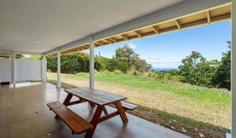 57 Awalau Rd B, Haiku, HI 96708