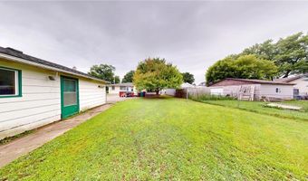 1009 James Ave, Albert Lea, MN 56007