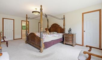 63 Fox Hill Rd, Albrightsville, PA 18210