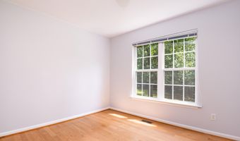 8520 Seineview Ln, Bahama, NC 27503